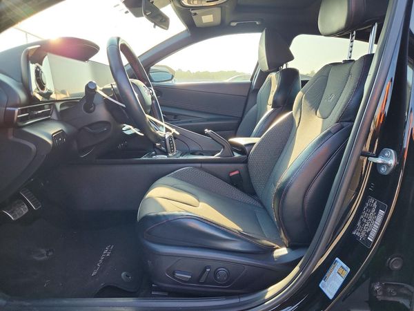 2023 HYUNDAI ELANTRA