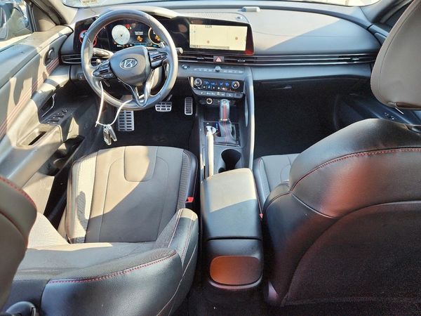 2023 HYUNDAI ELANTRA