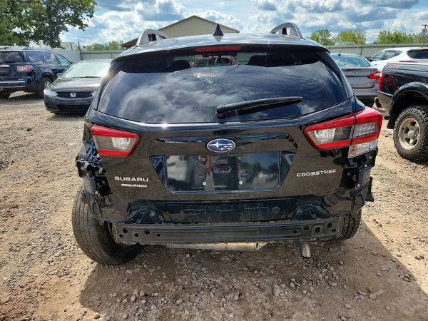 2022 SUBARU CROSSTREK Premium — DIRR