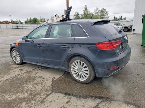 2017 AUDI A3 e-tron Premium Plus