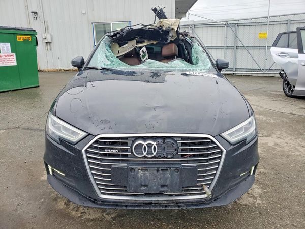 2017 AUDI A3 e-tron Premium Plus