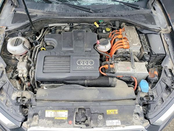 2017 AUDI A3 e-tron Premium Plus
