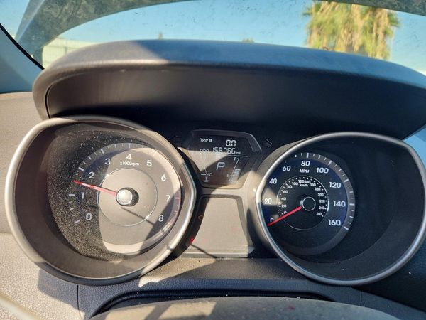 2012 HYUNDAI ELANTRA LI GLS(Middle grade) — ODOM