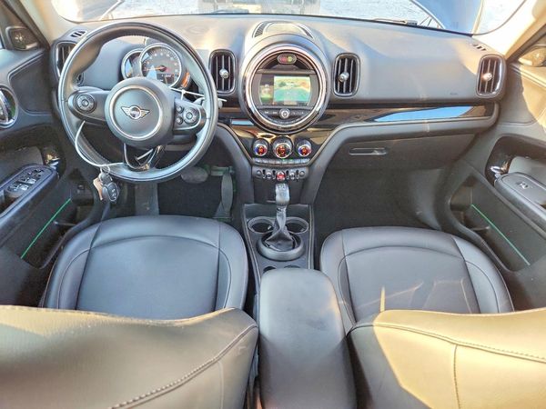 2019 MINI COOPER