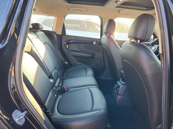 2019 MINI COOPER