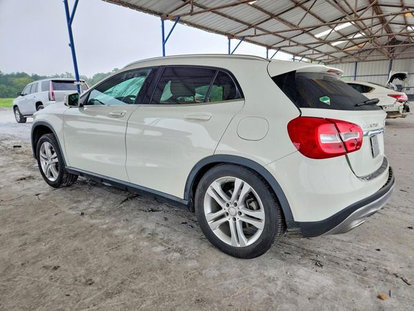 2017 MERCEDES-BENZ GLA GLA250