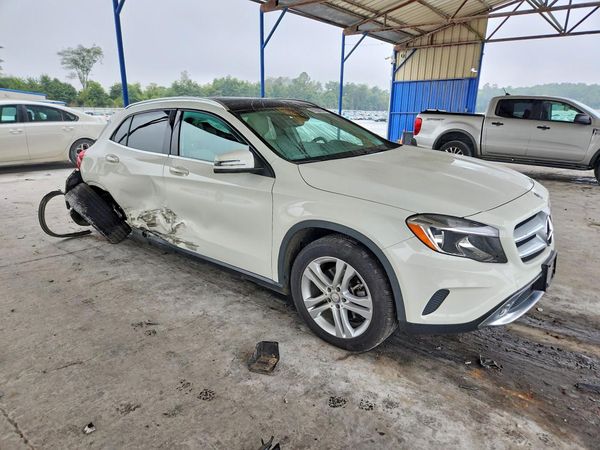 2017 MERCEDES-BENZ GLA GLA250