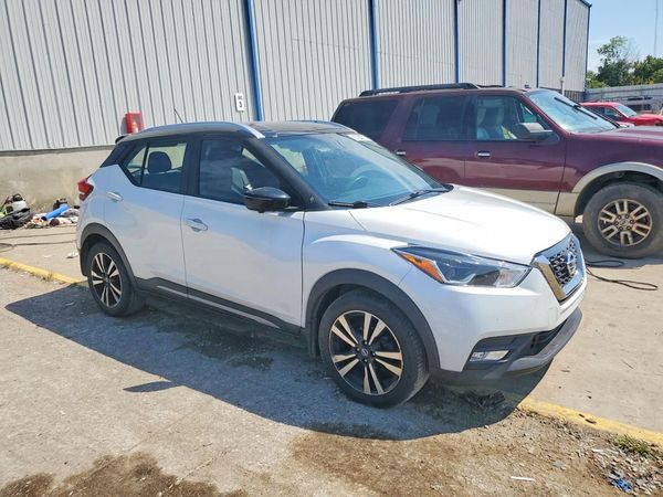 2019 NISSAN KICKS
