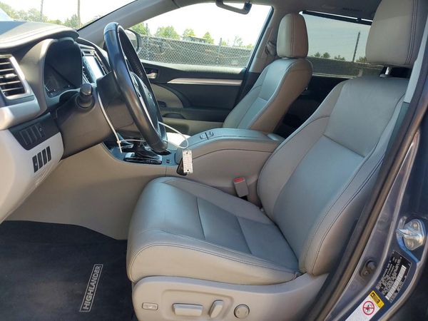 2015 TOYOTA HIGHLANDER