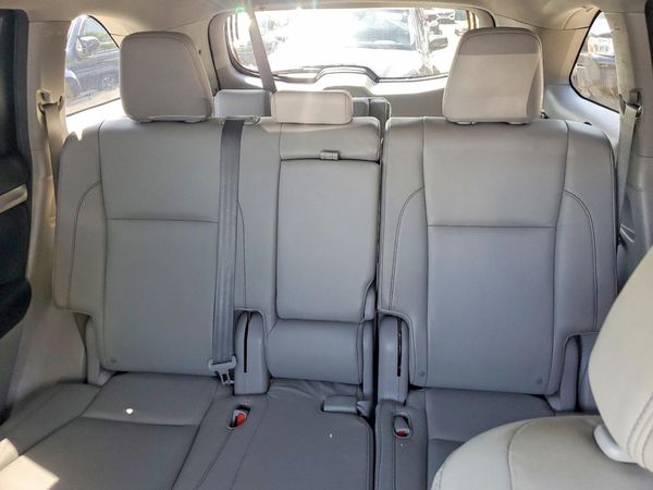 2015 TOYOTA HIGHLANDER