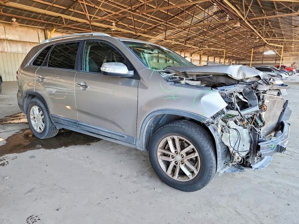 2015 KIA SORENTO GL