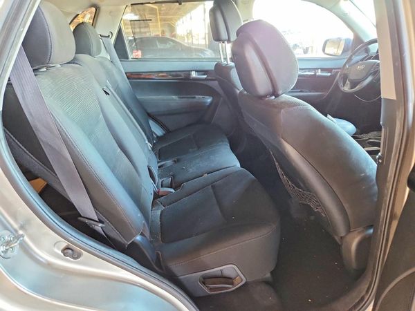 2015 KIA SORENTO GL