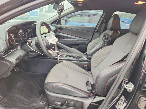 2024 HYUNDAI ELANTRA