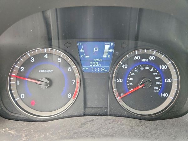2014 HYUNDAI ACCENT