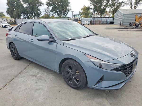 2021 HYUNDAI ELANTRA SEL