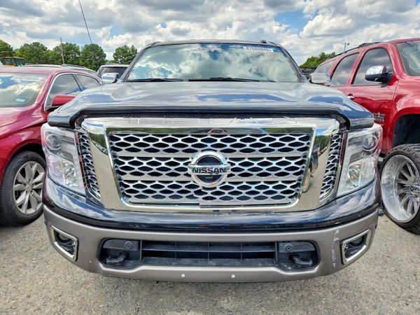 2018 NISSAN TITAN