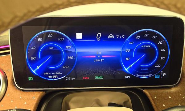 2023 MERCEDES-BENZ EQS SUV EQS450+