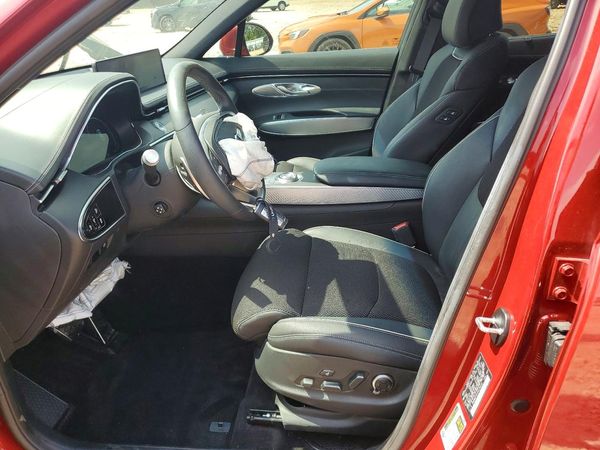2023 GENESIS GV70