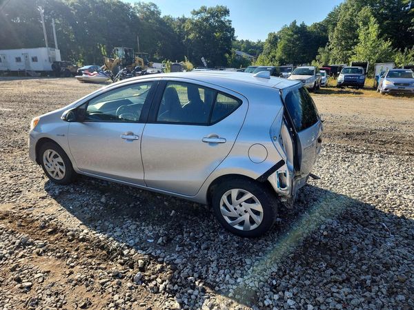 2015 TOYOTA PRIUS