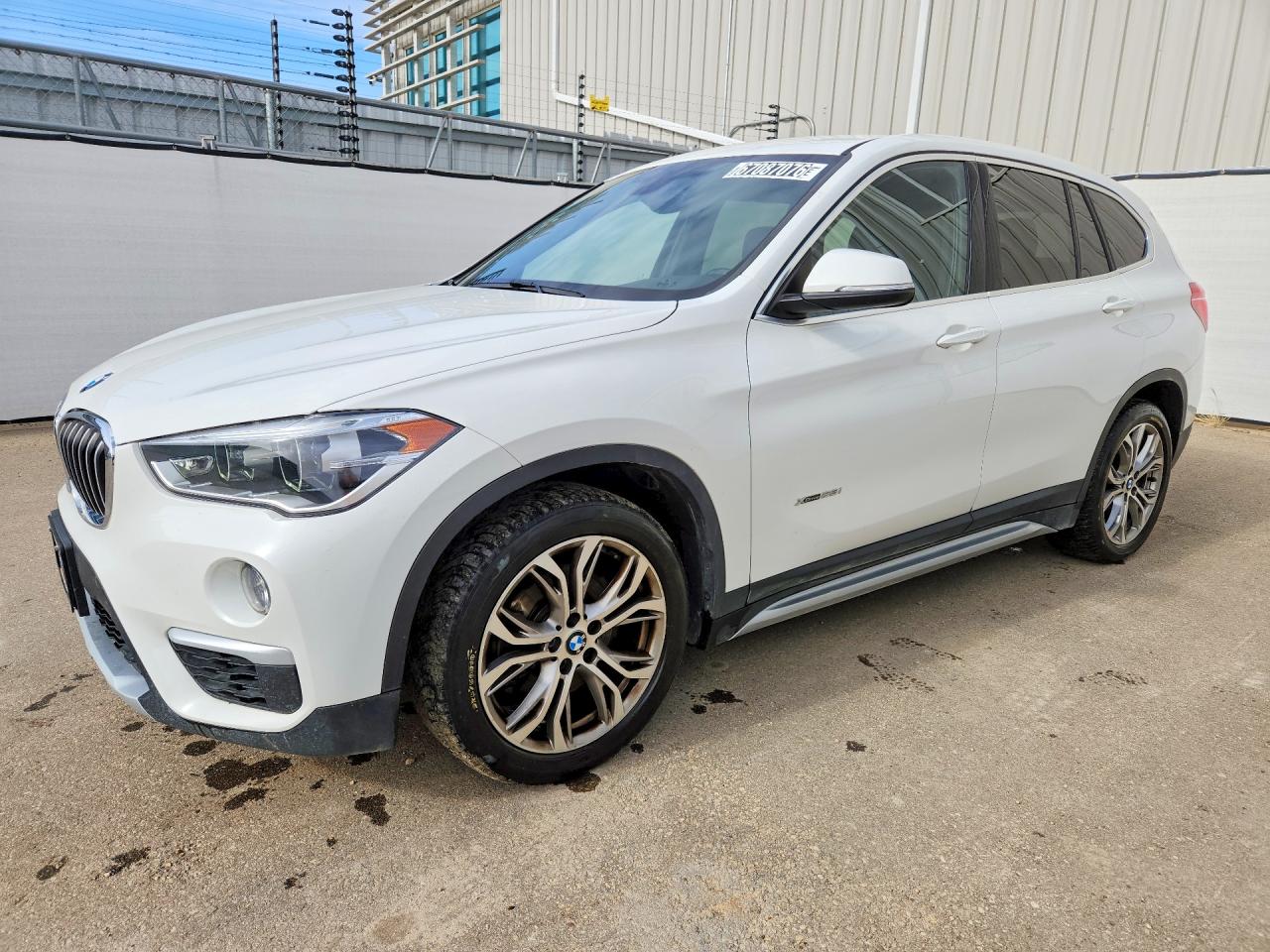 2018 BMW X1 xDrive28i — Front 3/4