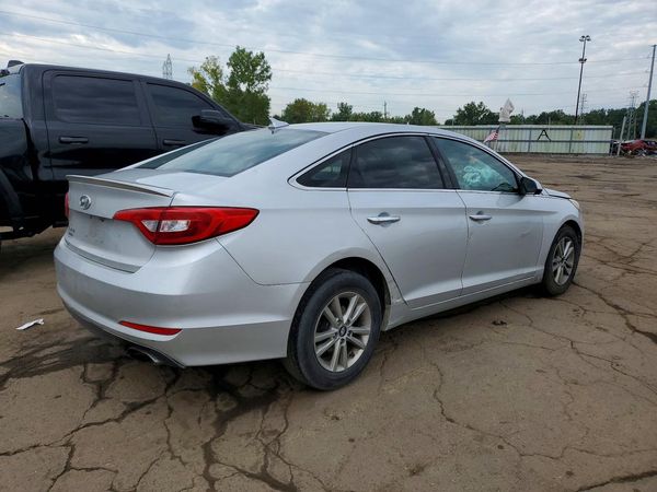 2017 HYUNDAI SONATA SE, Eco