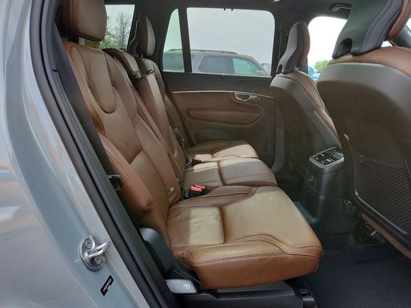 2024 VOLVO XC90