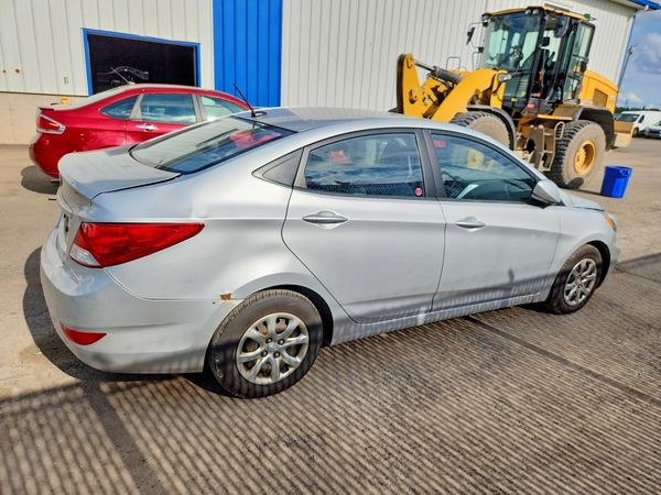 2012 HYUNDAI ACCENT GL (Middle-low grade)