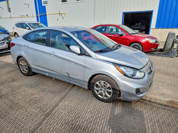 2012 HYUNDAI ACCENT GL (Middle-low grade)