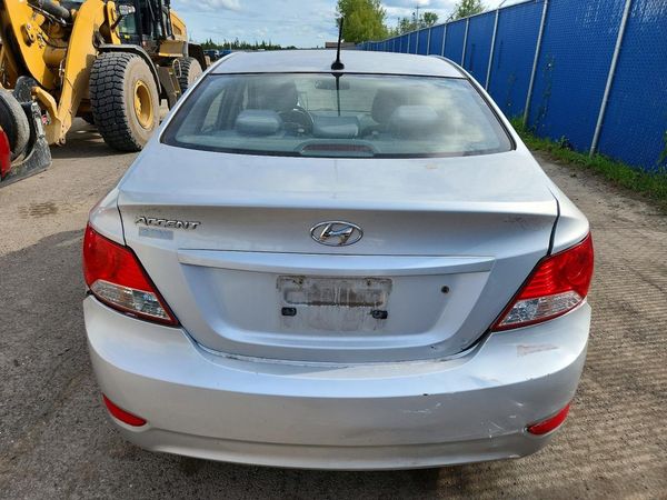 2012 HYUNDAI ACCENT GL (Middle-low grade)