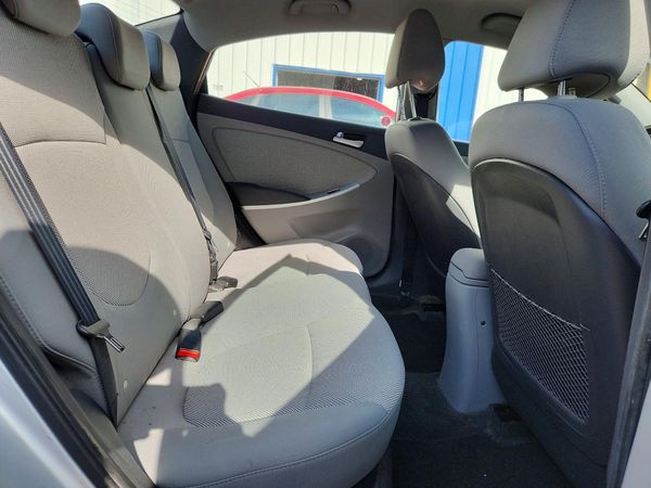 2012 HYUNDAI ACCENT GL (Middle-low grade)
