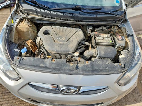 2012 HYUNDAI ACCENT GL (Middle-low grade)