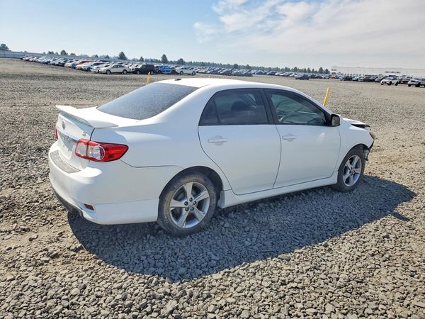 2012 TOYOTA COROLLA