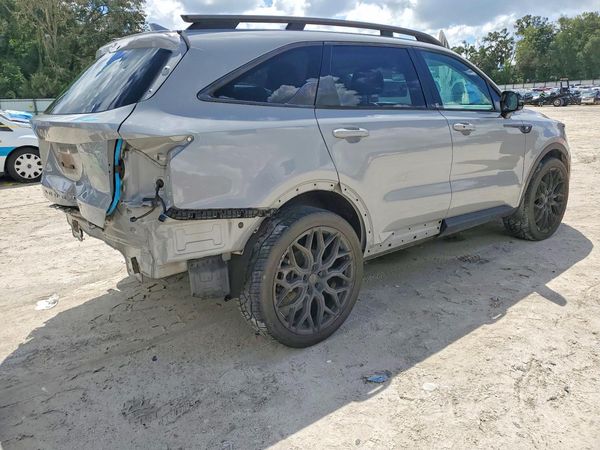 2022 KIA SORENTO