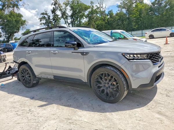 2022 KIA SORENTO