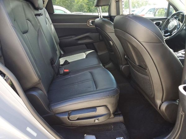 2022 KIA SORENTO