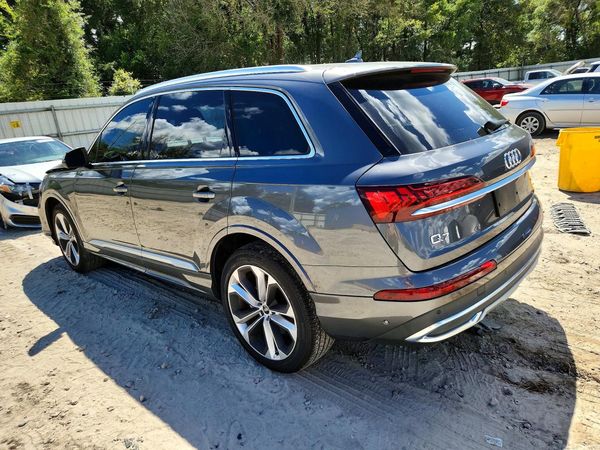 2022 AUDI Q7