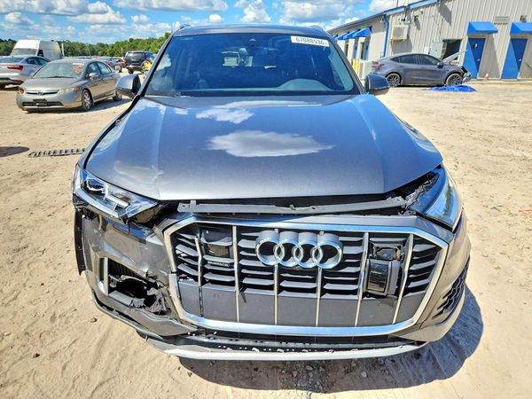 2022 AUDI Q7