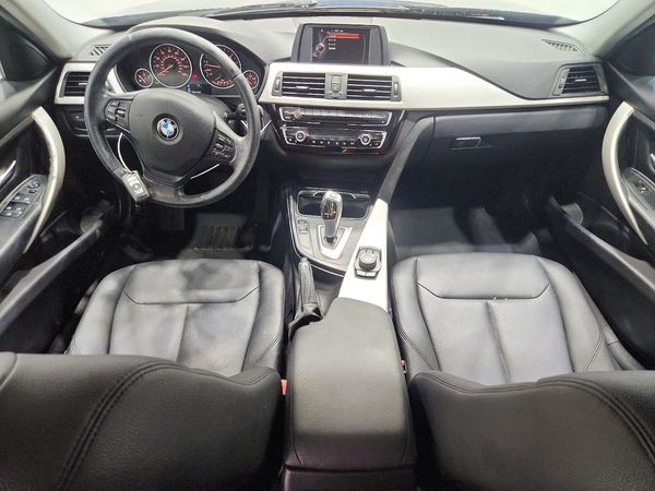 2017 BMW 320