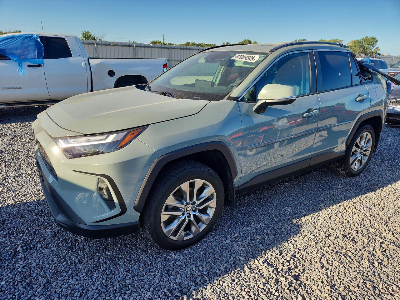 2023 TOYOTA RAV4 XLE Premium