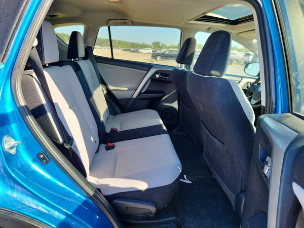 2016 TOYOTA RAV4 XLE (M Grade)
