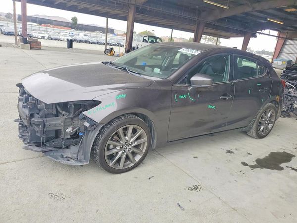 2018 MAZDA 3 Grand Touring