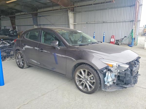 2018 MAZDA 3 Grand Touring