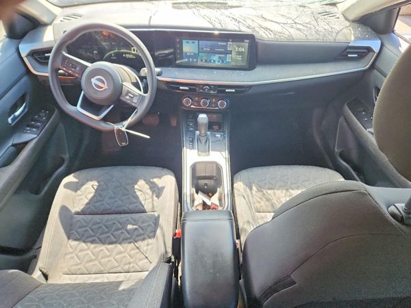 2025 NISSAN KICKS SV