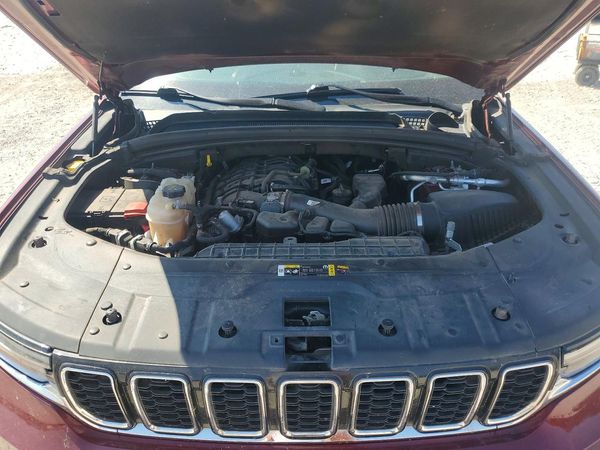 2022 JEEP GRAND CHEROKEE