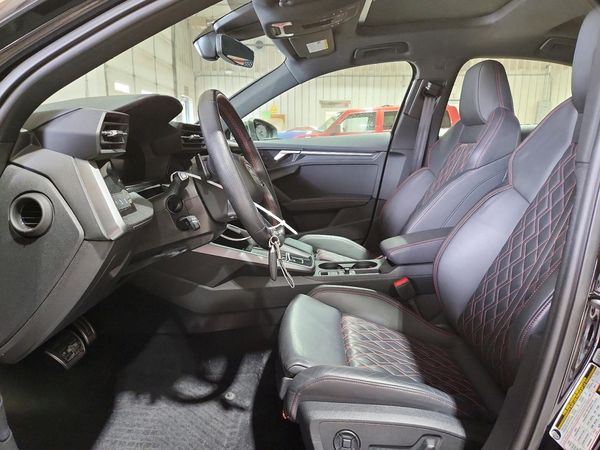 2022 AUDI S3