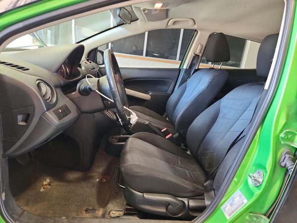 2012 MAZDA 2 Sport/GX