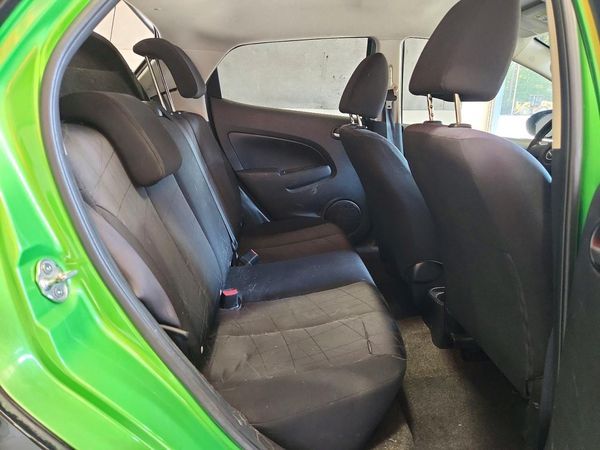 2012 MAZDA 2 Sport/GX