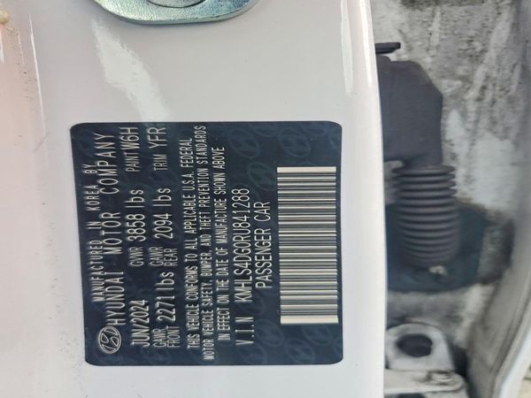 2024 HYUNDAI ELANTRA SEL w/ Convenience Pkg