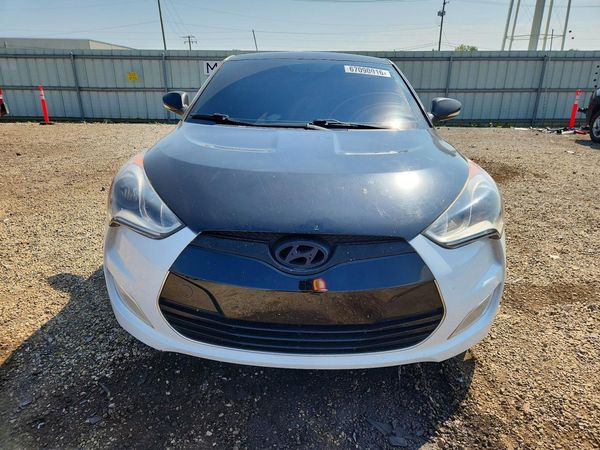 2013 HYUNDAI VELOSTER