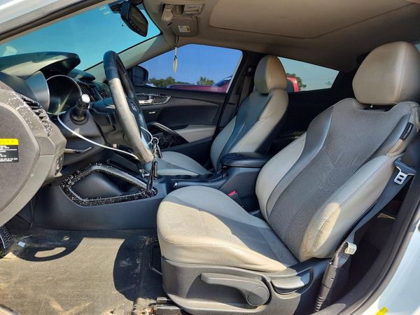 2013 HYUNDAI VELOSTER